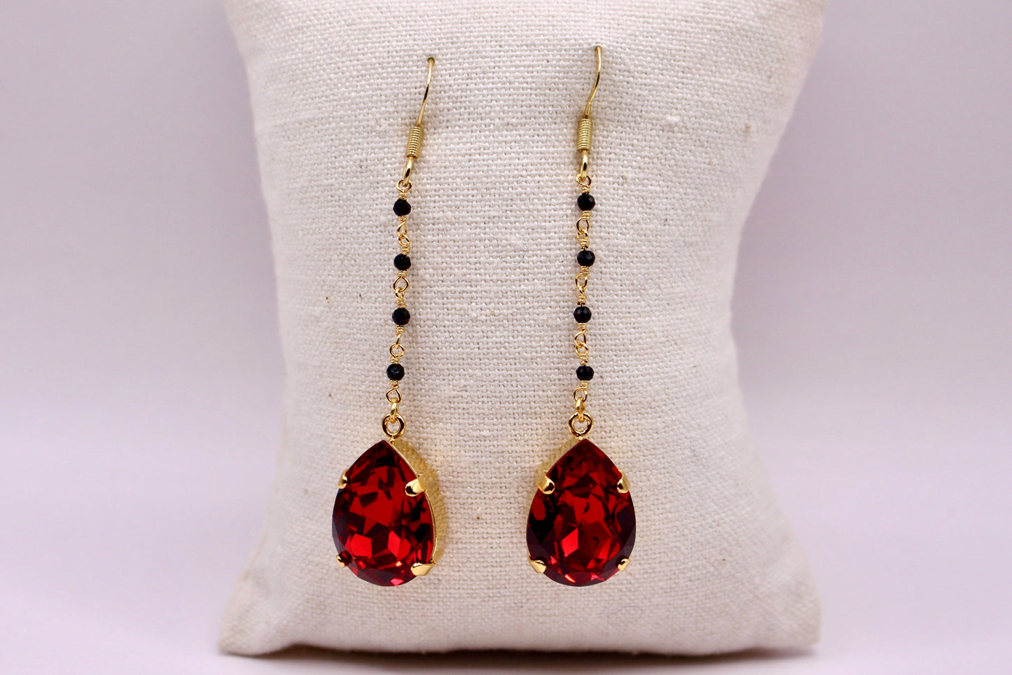 Boucles d’oreilles « Velours » Spinelle et Swarovski