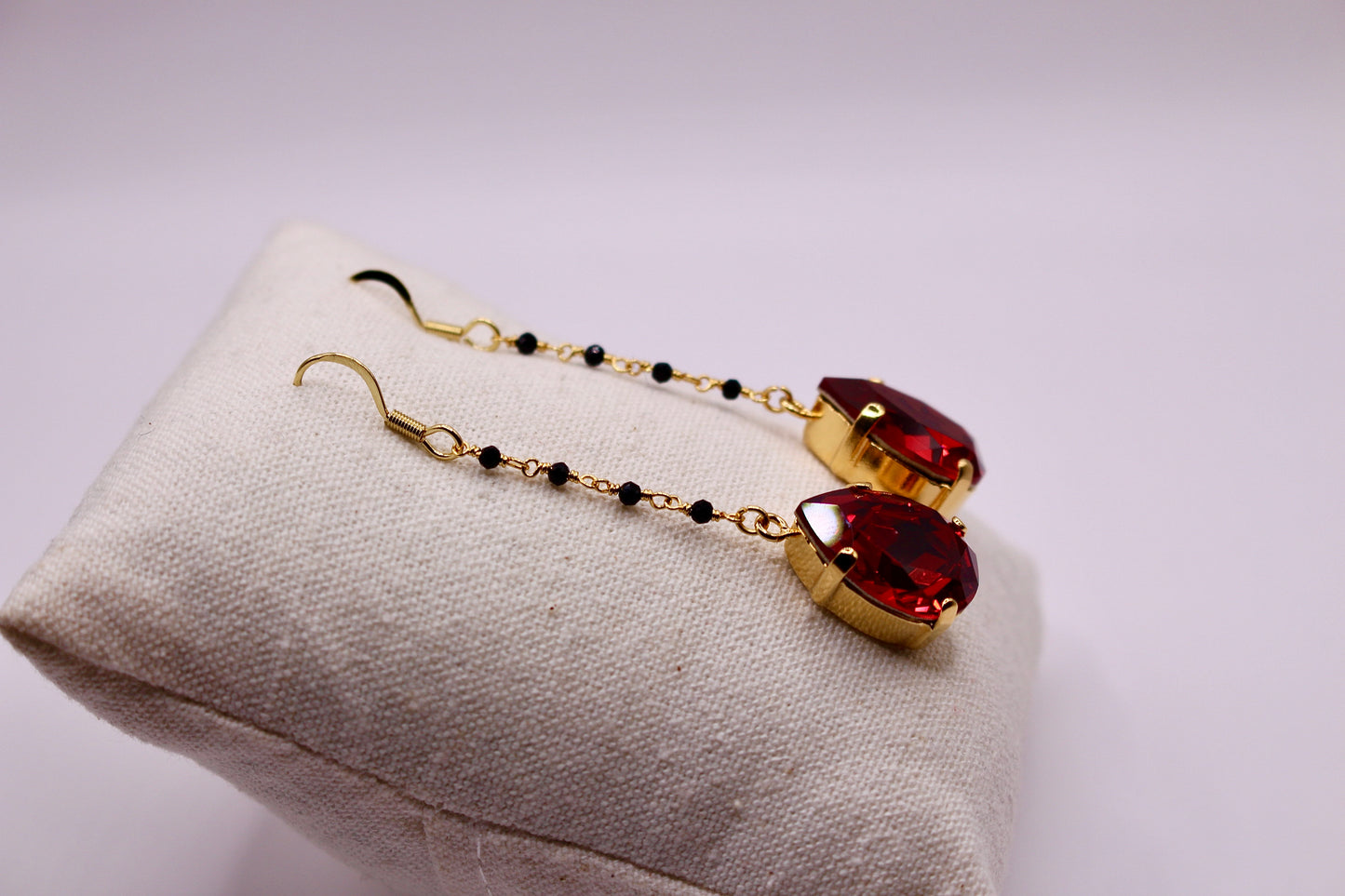 Boucles d’oreilles « Velours » Spinelle et Swarovski