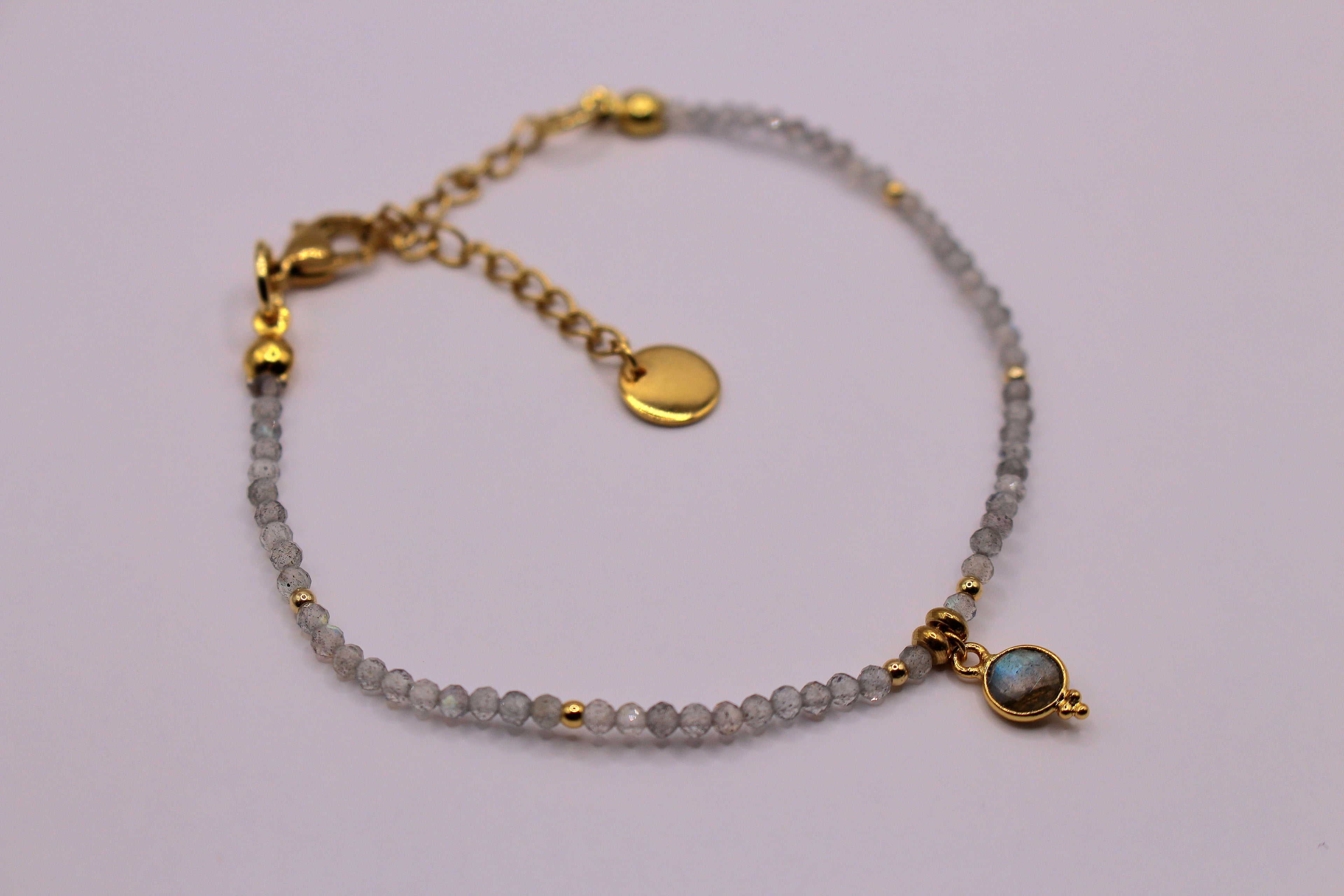 Bracelet Scintillant en Labradorite