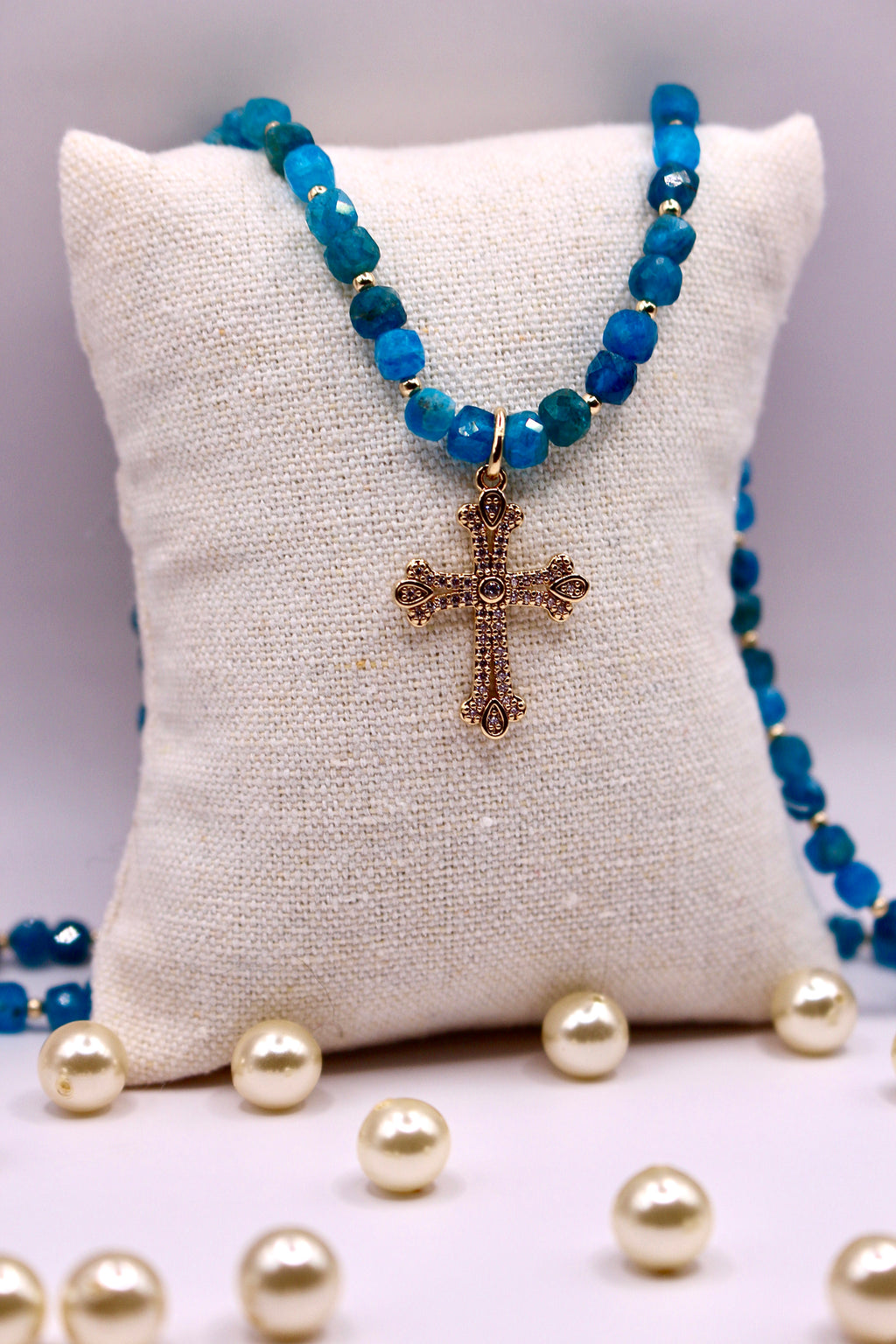 Collier Bleu Sacré en Apatite et Or laminé/plaqué