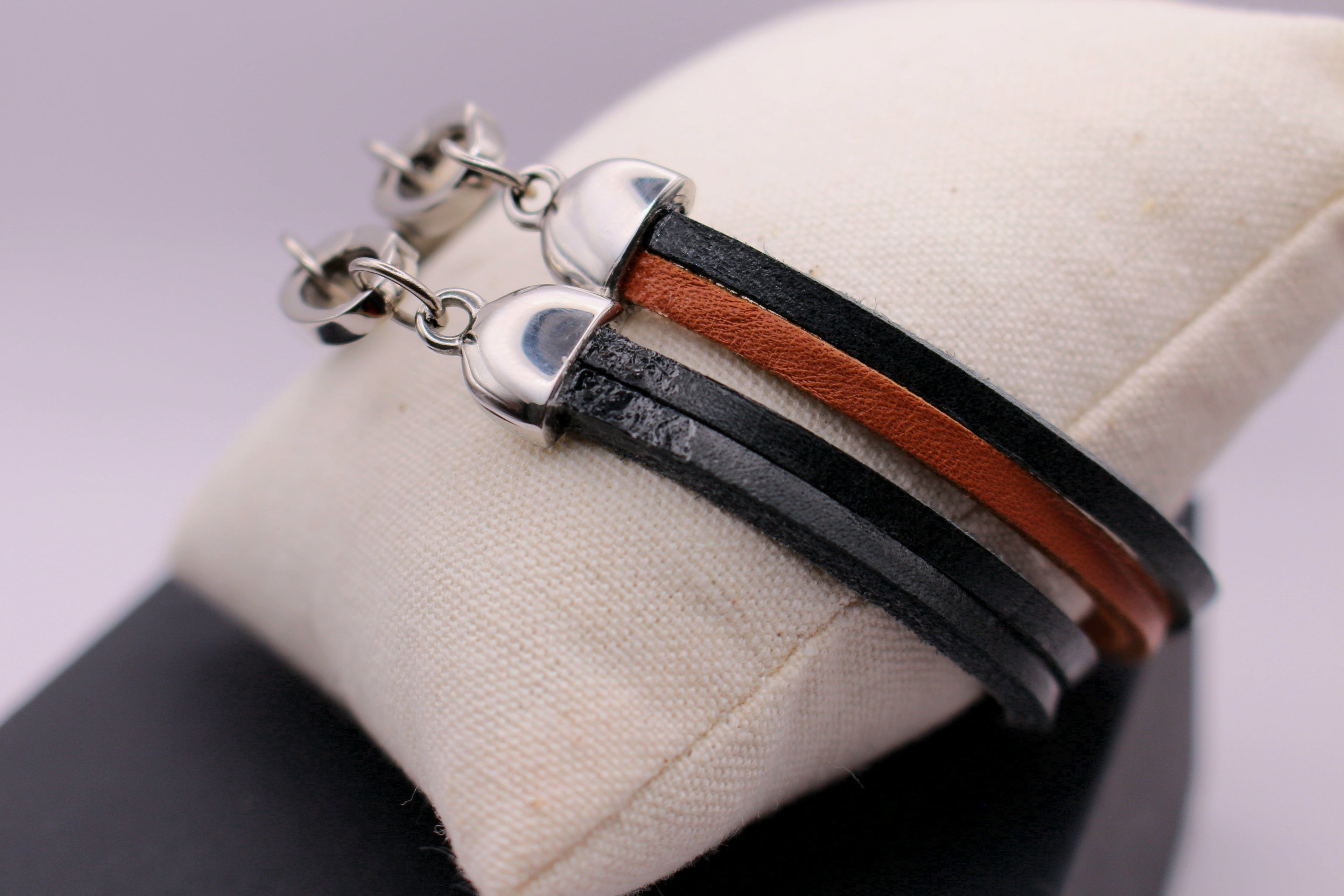 Bracelet Contemporain en Cuir