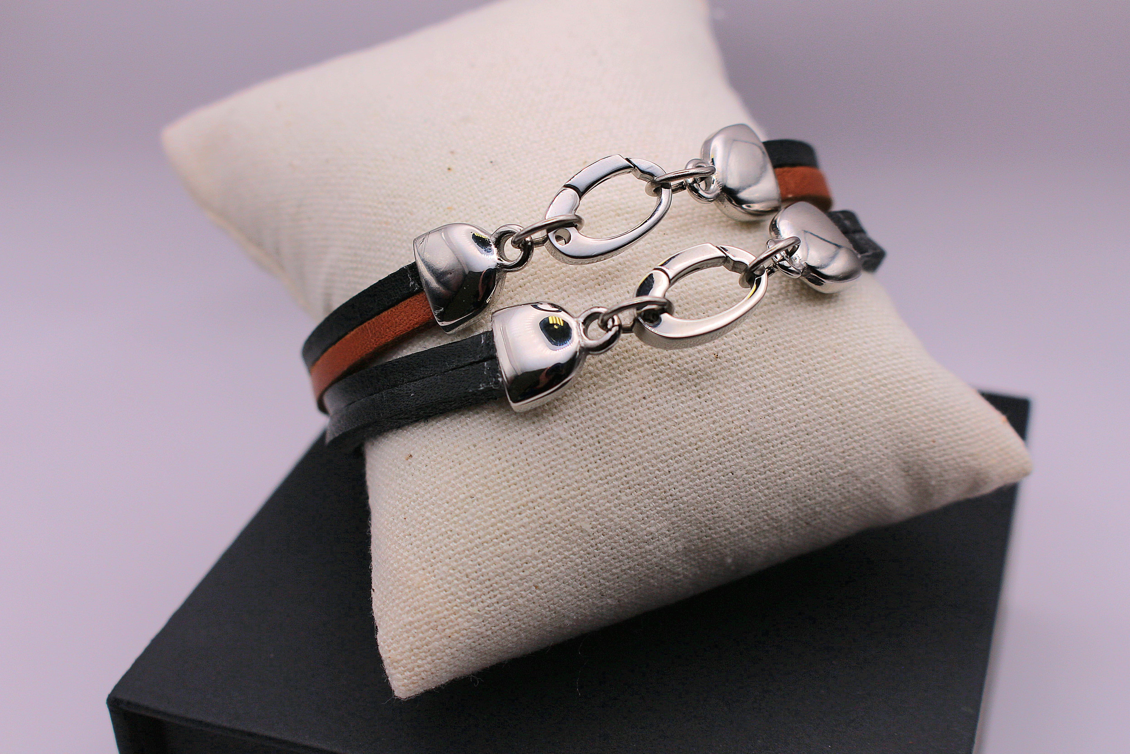 Bracelet Contemporain en Cuir