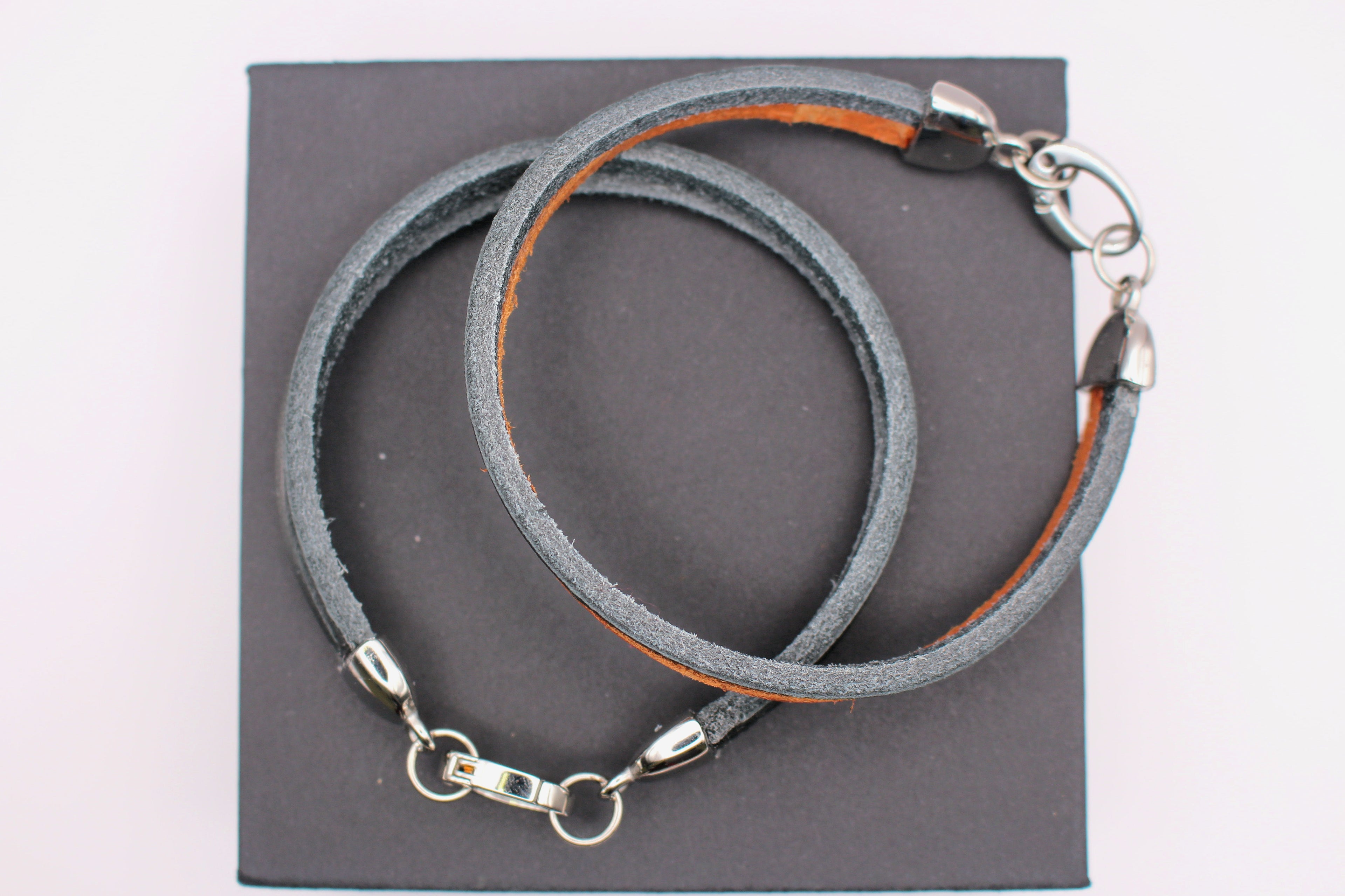 Bracelet Contemporain en Cuir