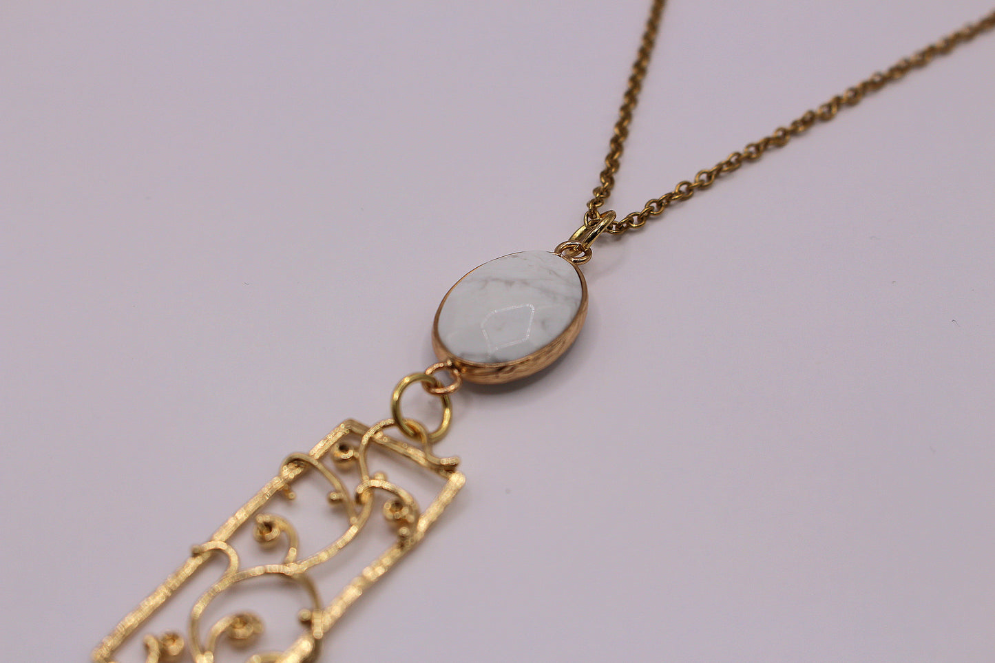 Collier pureté avec Howlite Blanche